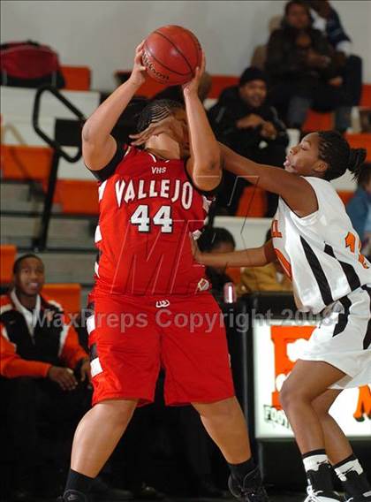 Thumbnail 2 in Vallejo @ Foothill photogallery.