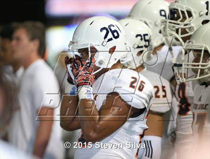 Thumbnail 1 in Eastside Catholic vs. Oceanside (2015 SoCal Honor Bowl) photogallery.