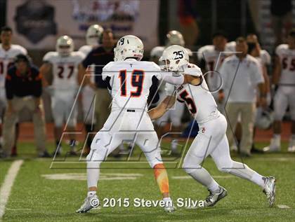Thumbnail 1 in Eastside Catholic vs. Oceanside (2015 SoCal Honor Bowl) photogallery.