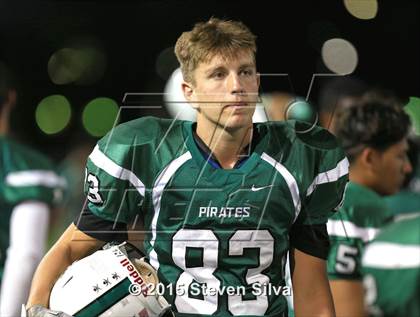 Thumbnail 3 in Eastside Catholic vs. Oceanside (2015 SoCal Honor Bowl) photogallery.