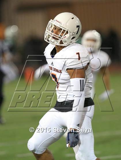 Thumbnail 3 in Eastside Catholic vs. Oceanside (2015 SoCal Honor Bowl) photogallery.