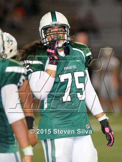 Thumbnail 3 in Eastside Catholic vs. Oceanside (2015 SoCal Honor Bowl) photogallery.