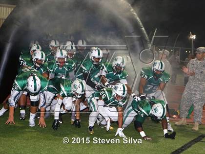 Thumbnail 2 in Eastside Catholic vs. Oceanside (2015 SoCal Honor Bowl) photogallery.
