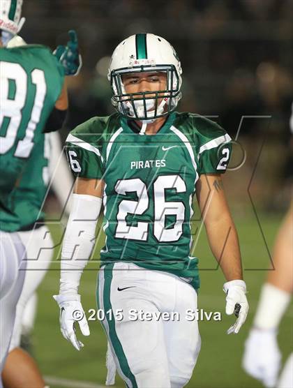 Thumbnail 3 in Eastside Catholic vs. Oceanside (2015 SoCal Honor Bowl) photogallery.