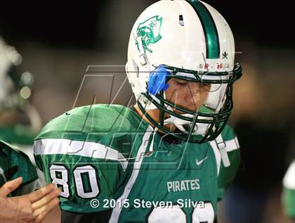 Thumbnail 2 in Eastside Catholic vs. Oceanside (2015 SoCal Honor Bowl) photogallery.