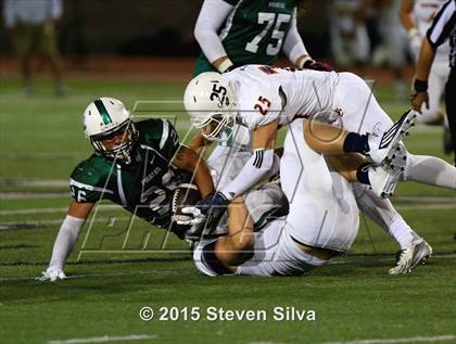 Thumbnail 1 in Eastside Catholic vs. Oceanside (2015 SoCal Honor Bowl) photogallery.