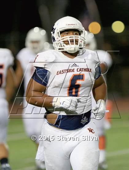 Thumbnail 1 in Eastside Catholic vs. Oceanside (2015 SoCal Honor Bowl) photogallery.