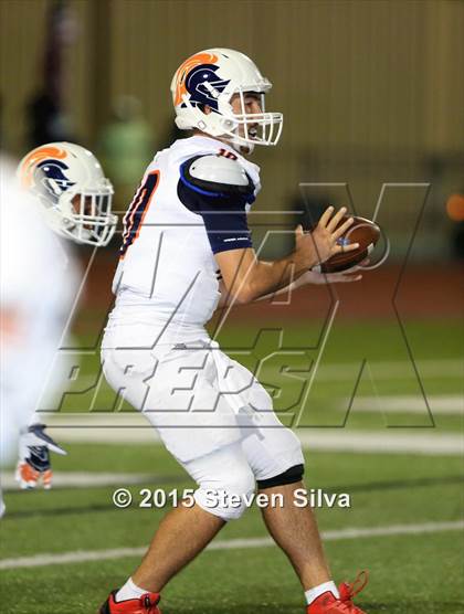 Thumbnail 2 in Eastside Catholic vs. Oceanside (2015 SoCal Honor Bowl) photogallery.
