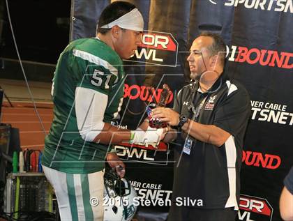 Thumbnail 2 in Eastside Catholic vs. Oceanside (2015 SoCal Honor Bowl) photogallery.