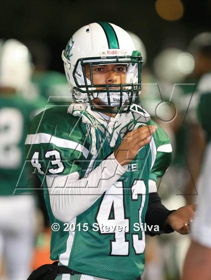 Thumbnail 2 in Eastside Catholic vs. Oceanside (2015 SoCal Honor Bowl) photogallery.