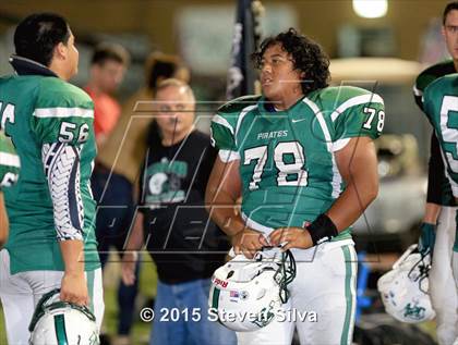 Thumbnail 3 in Eastside Catholic vs. Oceanside (2015 SoCal Honor Bowl) photogallery.