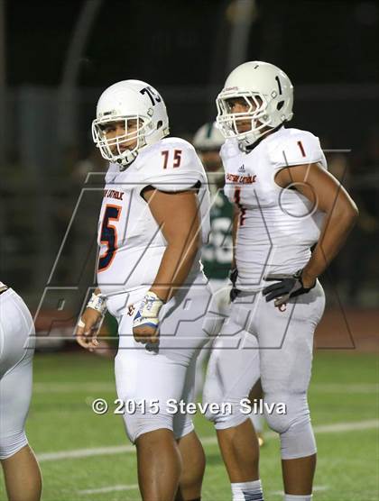 Thumbnail 2 in Eastside Catholic vs. Oceanside (2015 SoCal Honor Bowl) photogallery.