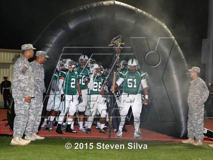 Thumbnail 2 in Eastside Catholic vs. Oceanside (2015 SoCal Honor Bowl) photogallery.