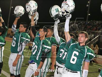 Thumbnail 1 in Eastside Catholic vs. Oceanside (2015 SoCal Honor Bowl) photogallery.