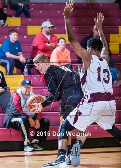 Thumbnail 2 in Rider vs. Sunrise Christian Academy (Fantasy of Lights) photogallery.