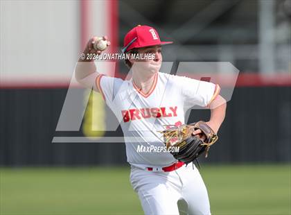 Thumbnail 2 in Port Allen @ Brusly photogallery.