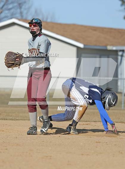 Thumbnail 1 in Bemidji vs Denfeld photogallery.
