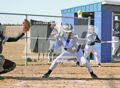 Thumbnail 2 in Bemidji vs Denfeld photogallery.