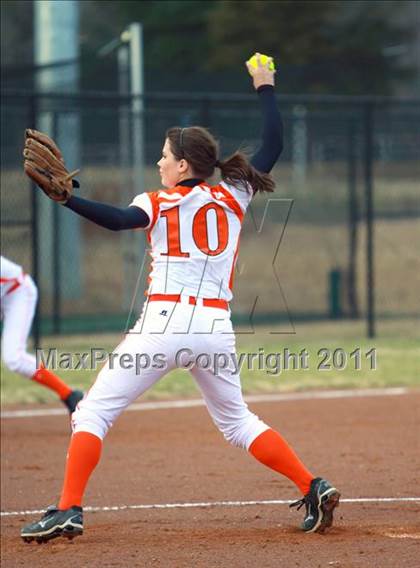 Thumbnail 1 in Gilmer @ Mineola photogallery.
