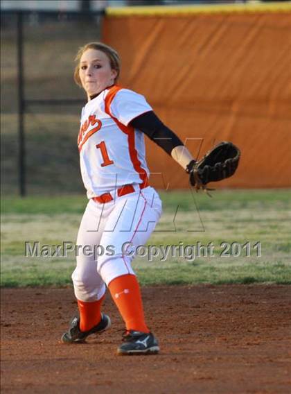 Thumbnail 3 in Gilmer @ Mineola photogallery.