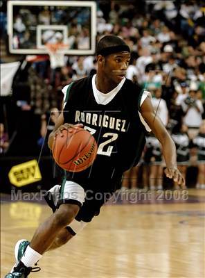 Thumbnail 3 in Rodriguez vs. Folsom (CIF SJS D1 Final) photogallery.