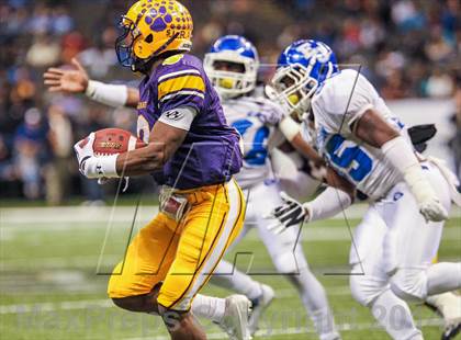 Thumbnail 1 in  Karr vs East Jefferson (LHSAA 4A Final) photogallery.