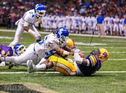 Thumbnail 1 in  Karr vs East Jefferson (LHSAA 4A Final) photogallery.