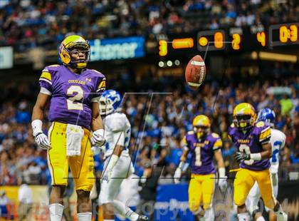 Thumbnail 1 in  Karr vs East Jefferson (LHSAA 4A Final) photogallery.