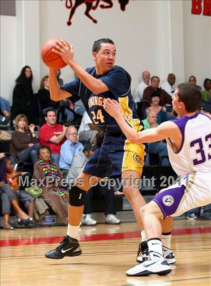 Thumbnail 3 in Campbell Hall vs. Valencia (War on the Floor Extravaganza) photogallery.