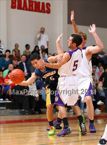 Thumbnail 1 in Campbell Hall vs. Valencia (War on the Floor Extravaganza) photogallery.