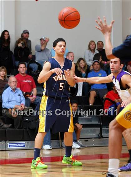 Thumbnail 3 in Campbell Hall vs. Valencia (War on the Floor Extravaganza) photogallery.