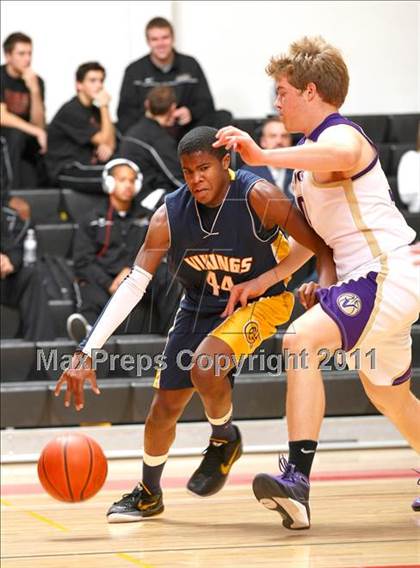 Thumbnail 3 in Campbell Hall vs. Valencia (War on the Floor Extravaganza) photogallery.