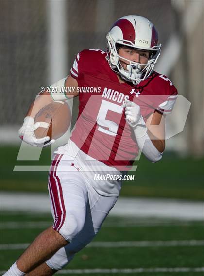 Thumbnail 3 in Union @ MICDS (MSHSAA Class 4 Semifinal) photogallery.