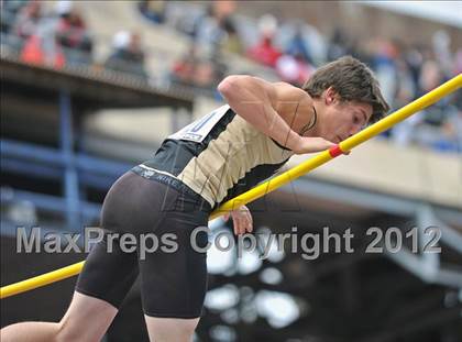 Thumbnail 3 in Penn Relays (Pole Vault) photogallery.