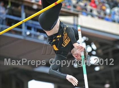 Thumbnail 3 in Penn Relays (Pole Vault) photogallery.