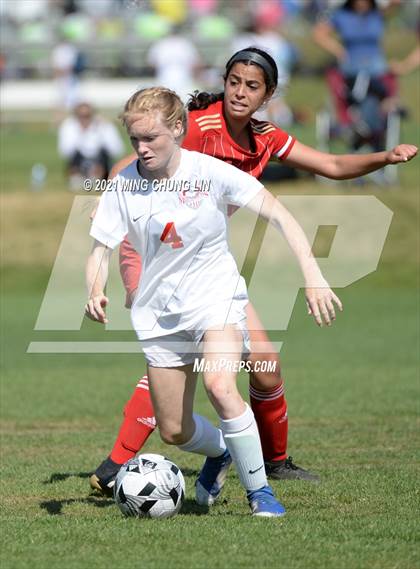 Thumbnail 3 in Mater Dei @ Orange Lutheran photogallery.