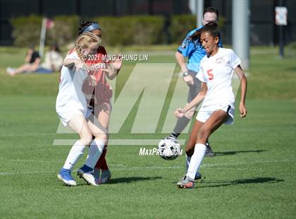 Thumbnail 3 in Mater Dei @ Orange Lutheran photogallery.