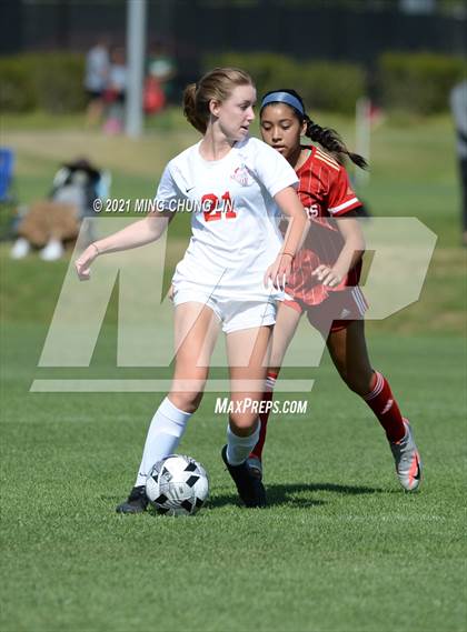 Thumbnail 2 in Mater Dei @ Orange Lutheran photogallery.