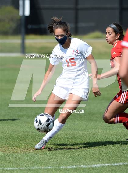 Thumbnail 2 in Mater Dei @ Orange Lutheran photogallery.