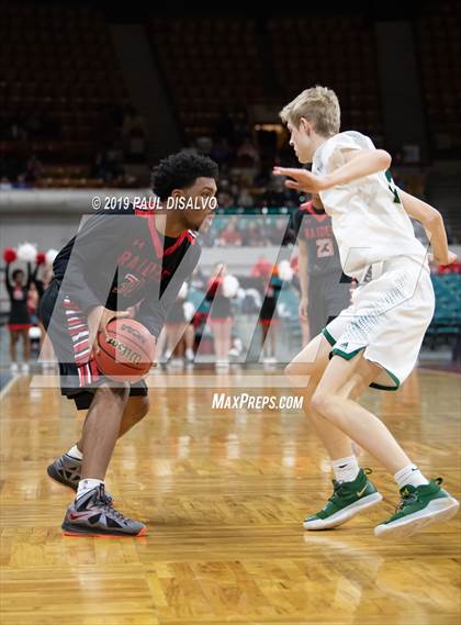 Thumbnail 1 in Rangeview vs. Mountain Vista (CHSAA 5A Final Four) photogallery.