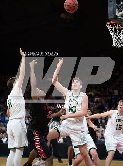 Thumbnail 3 in Rangeview vs. Mountain Vista (CHSAA 5A Final Four) photogallery.