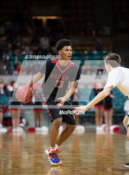 Thumbnail 3 in Rangeview vs. Mountain Vista (CHSAA 5A Final Four) photogallery.