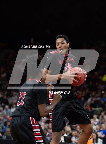 Thumbnail 2 in Rangeview vs. Mountain Vista (CHSAA 5A Final Four) photogallery.