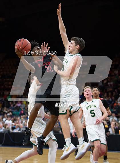 Thumbnail 1 in Rangeview vs. Mountain Vista (CHSAA 5A Final Four) photogallery.