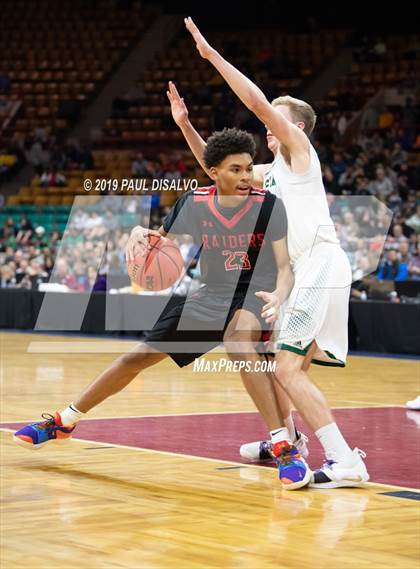 Thumbnail 3 in Rangeview vs. Mountain Vista (CHSAA 5A Final Four) photogallery.
