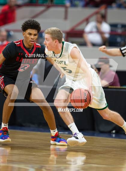Thumbnail 2 in Rangeview vs. Mountain Vista (CHSAA 5A Final Four) photogallery.