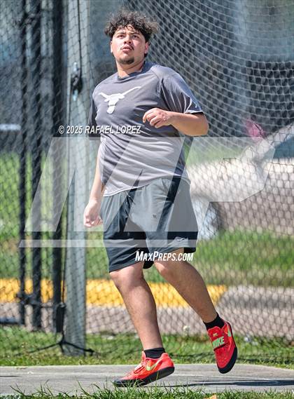 Thumbnail 1 in Panther Relays (Discus) photogallery.