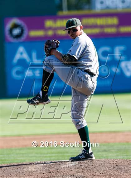 Thumbnail 1 in Menlo School vs Capuchino (CIF CCS D2 Semifinal) photogallery.