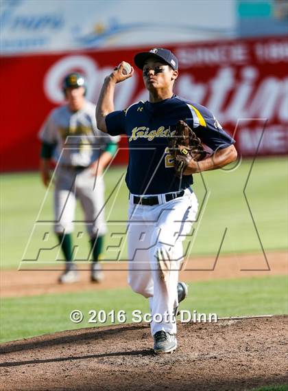 Thumbnail 3 in Menlo School vs Capuchino (CIF CCS D2 Semifinal) photogallery.