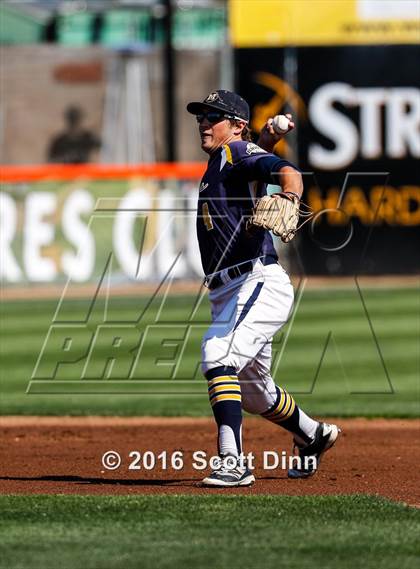 Thumbnail 2 in Menlo School vs Capuchino (CIF CCS D2 Semifinal) photogallery.
